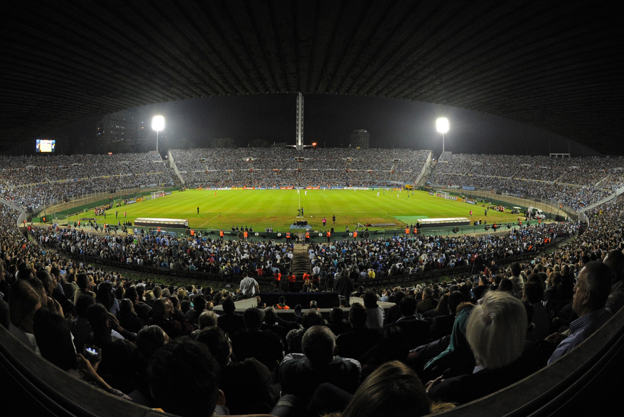 Foto panorámica del Estadio Centenario