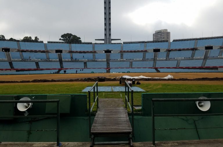 El Tribuna Olímpica do Estádio Centenário, O Estádio Centen…