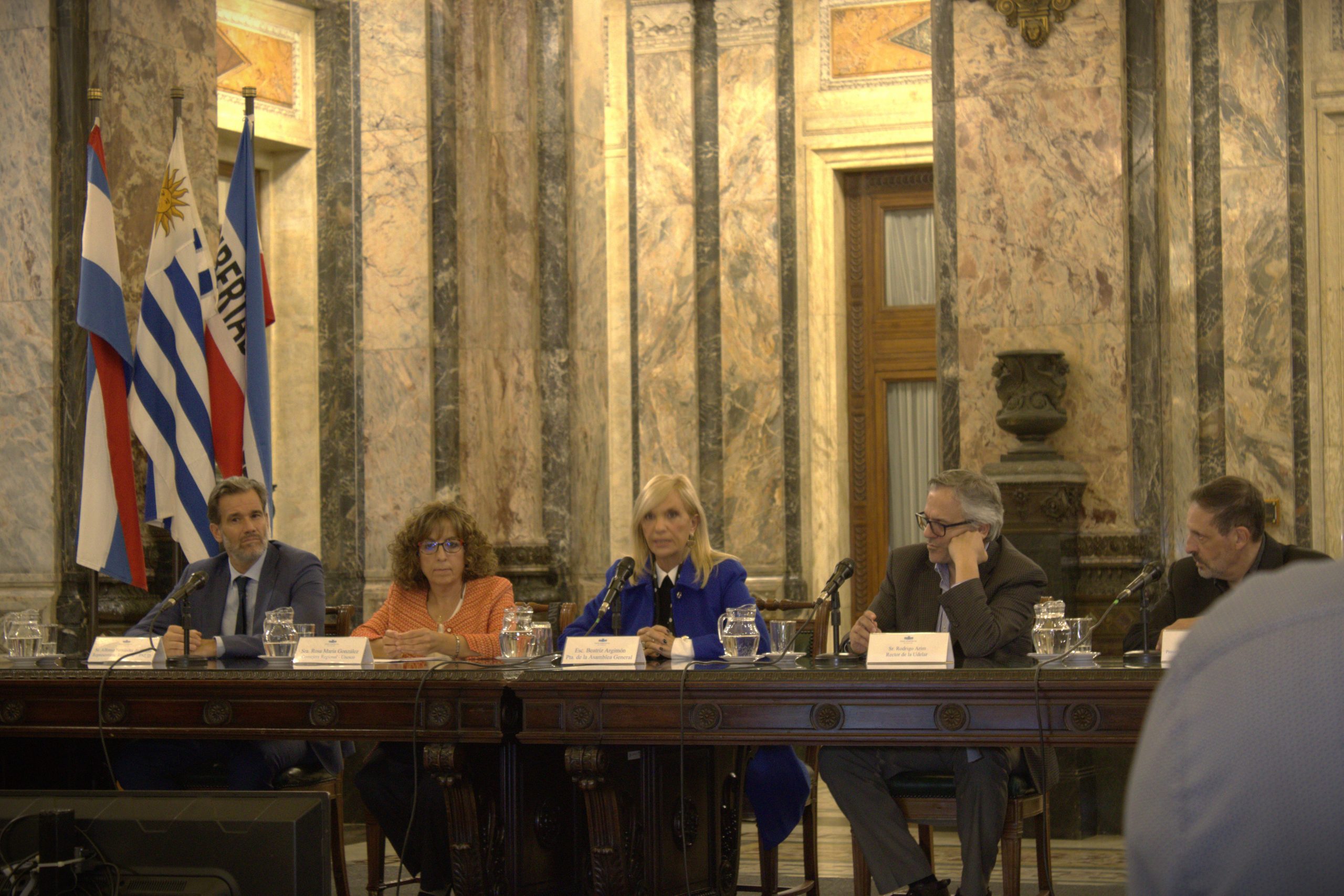 Presentaci{on, pacto ético, APU, democracia, campaña electoral, Partidos políticos, elecciones